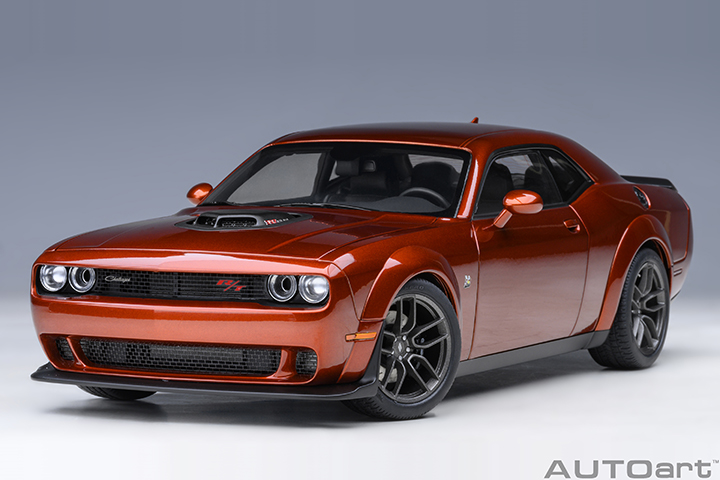 2022 Dodge Challenger R/t Scat Pack Widebody (AUTOart) 1/18
