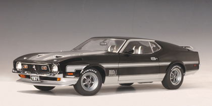 1971 Ford Mustang Mach 1 351 Fastback - Black (AUTOart) 1/18