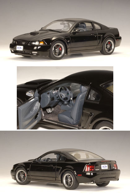 2001 Ford Mustang GT Bullitt - Black (AUTOart) 1/18