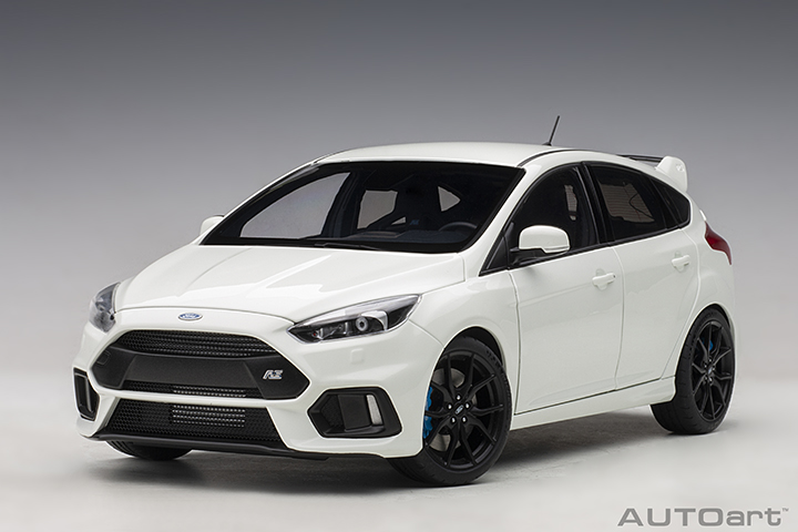 2016 Ford Focus RS - Frozen White (AUTOart) 1/18