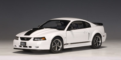 2003 Ford Mustang Mach 1 - Oxford White (AUTOart) 1/18