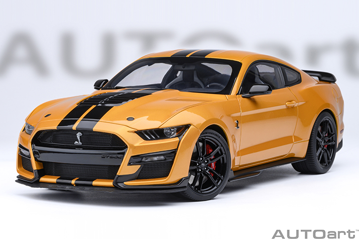 Ford Mustang Shelby GT500 - Cyber Orange (AUTOart) 1/18