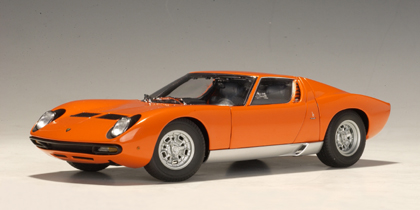 1971 Lamborghini Miura SV - Orange (AUTOart) 1/18