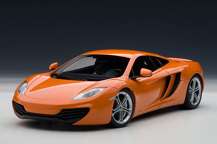 McLaren 12C - Metallic Orange (AUTOart) 1/18
