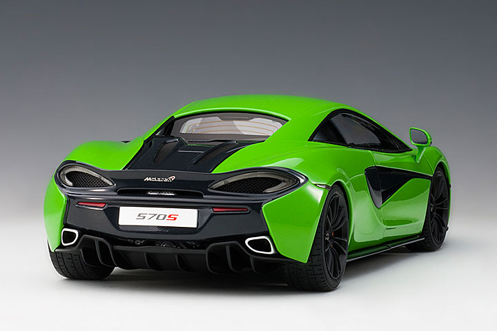 McLaren 570S - Mantis Green/black Wheels (AUTOart) 1/18