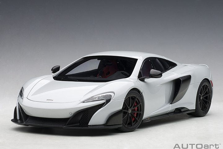 McLaren 675LT - Silica White (AUTOart) 1/18