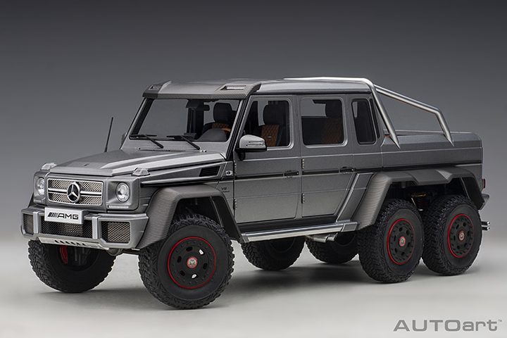 Mercedes-benz G63 AMG 6x6 - Designo Platinum Magno (AUTOart) 1/18