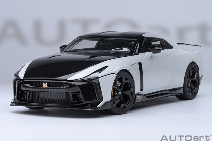 Nissan Gt-r50 By Italdesign (metallic White / Blac (AUTOart) 1/18