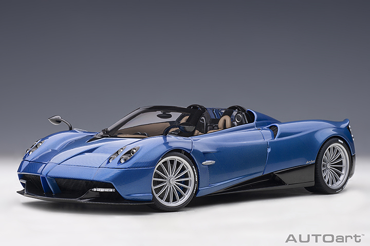 Pagani Huayra Roadster (blu Tricolore Carbon Fiber (AUTOart) 1/18