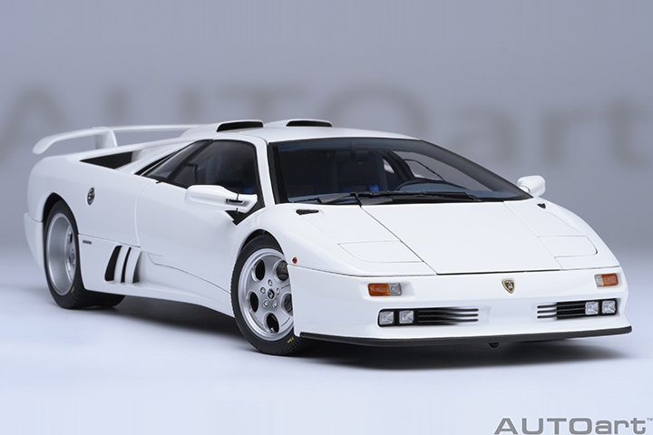 Lamborghini Diablo Se30 Jota - Impact White (AUTOart) 1/18