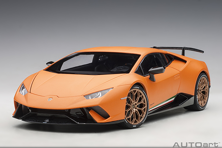 Lamborghini Huracan Performante (AUTOart) 1/18