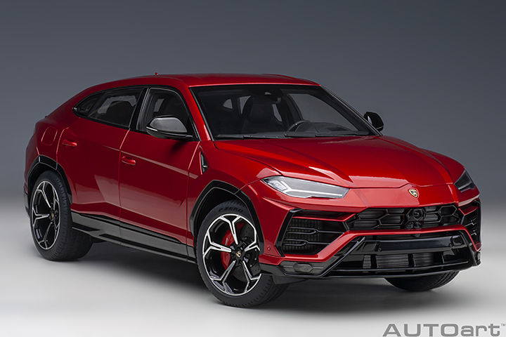 Lamborghini Urus - Rosso Efesto/pearl Red (AUTOart) 1/18