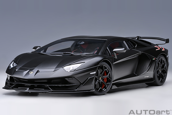 Lamborghini Aventador Svj (nero Nemesis/matt Black (AUTOart) 1/18