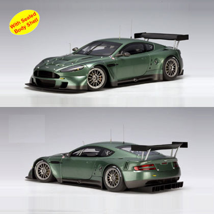 2005 Aston Martin DBR9 Plain Body Version - Green (AUTOart) 1/18