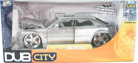 2005 Chrysler 300C - Silver (DUB City) 1/24
