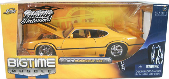 1970 Oldsmobile 4-4-2 - Yellow (DUB City Bigtime Muscle) 1/24