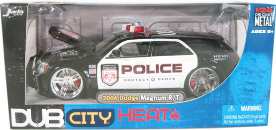 2006 Dodge Magnum R/T Police Car (DUB City Heat) 1/24