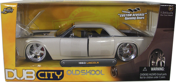 1963 Lincoln Continental - Metallic Pearl White (DUB City) 1/24