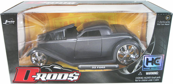 1932 Ford Hardtop w/ Fender - Metallic Grey (D-Rods) 1/24