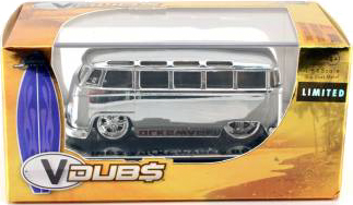 1962 VW Bus - Limited Edition Chrome (Jada Toys V-Dubs) 1/64