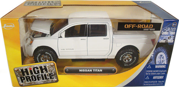 2006 Nissan Titan Pickup - White (DUB City) 1/24