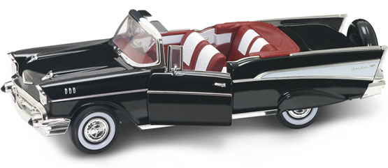 1957 Chevy Bel Air Convertible - Black (YatMing) 1/18