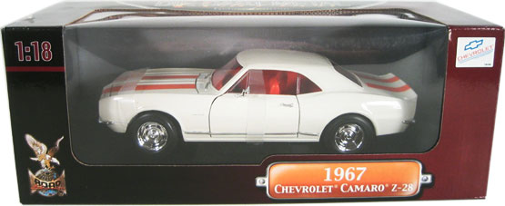 1967 Chevy Camaro Z-28 - White (YatMing) 1/18