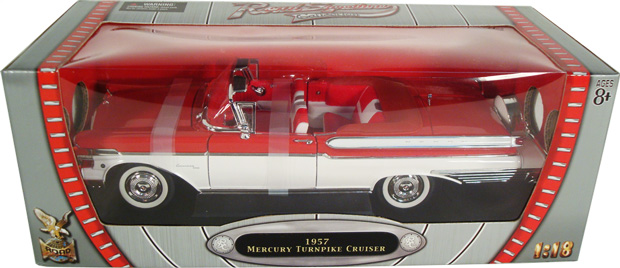 1957 Mercury Turnpike Cruiser Convertible - Red (YatMing) 1/18