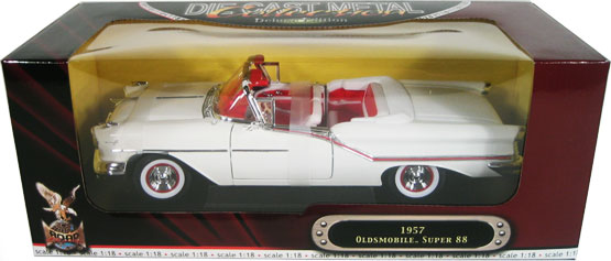 1957 Olds Super 88 - White (YatMing) 1/18