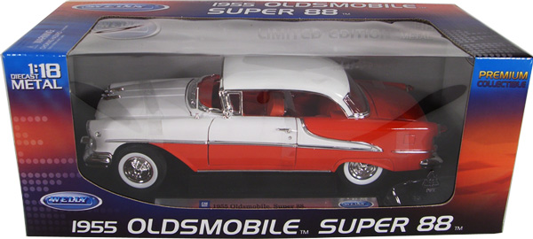 1955 Oldsmobile Super 88 Coupe - Red (Welly) 1/18