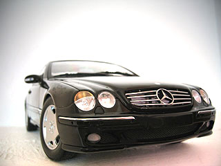 2000 Mercedes-Benz CL600 - Black (AUTOart) 1/18