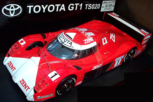 1999 Toyota TS020 GT1 #1 (AUTOart) 1/18