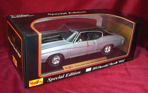 1971 Chevy Chevelle SS454 - Silver (Maisto) 1/18