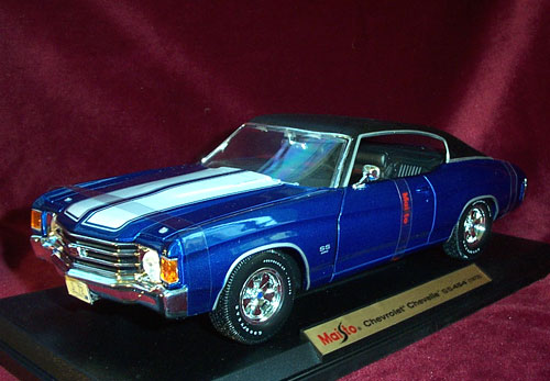 1972 Chevy Chevelle SS454 - Blue (Maisto) 1/18