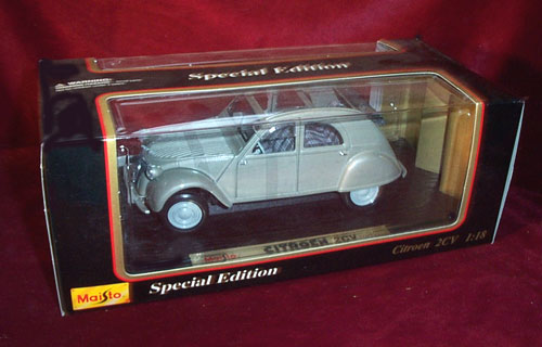 1952 Citroen 2CV Open Top - Gray (Maisto) 1/18