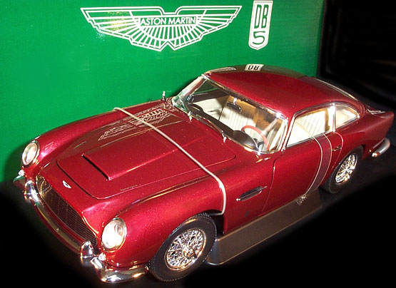 1963 Aston Martin DB5 - Metallic Red (AUTOart) 1/18