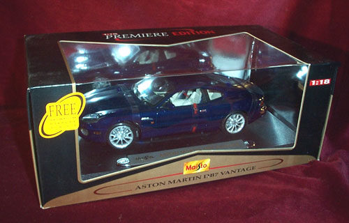 Aston Martin DB7 Vantage - Midnight Blue (Maisto) 1/18