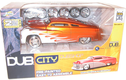 1951 Lincoln Mercury Metal Model Kit - Copper w/ Flames (DUB City) 1/24