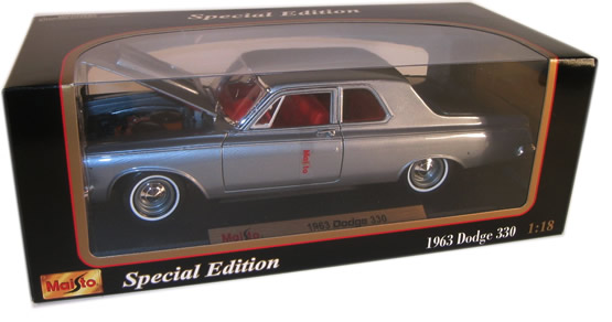 1963 Dodge Dart 330 - Grey (Maisto) 1/18