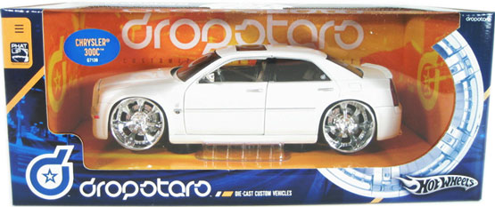 Chrysler 300C - White (Hot Wheels Dropstars) 1/21