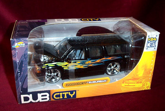 Chevy Suburban - Black w/Flames (DUB City) 1/24