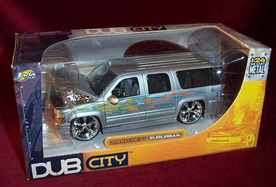 Chevy Suburban - Silver w/ Flames (DUB City) 1/24