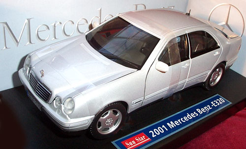 2001 Mercedes-Benz E320 - Brilliant Silver (Sun Star) 1/18
