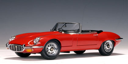 1970's Jaguar E-Type Roadster Series III V12 - Red (AUTOart) 1/18