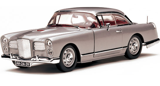 1957 Facel Vega HK500 - Silver (Sun Star) 1/18