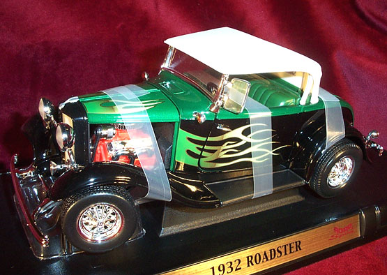 1932 Ford Roadster Street Rod - Green (YatMing) 1/18