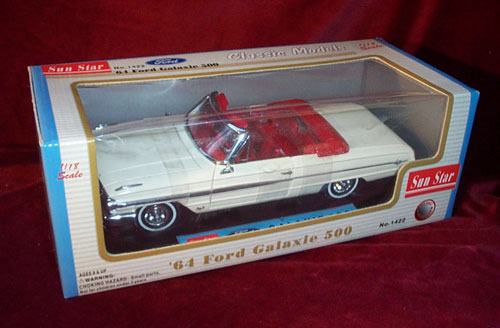 1964 Ford Galaxie 500 Convertible - White (Sun Star) 1/18