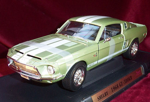 1968 Mustang Shelby Cobra GT-500KR - Green (YatMing) 1/18