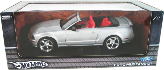 2005 Ford Mustang GT Convertible - Silver (Hot Wheels) 1/18