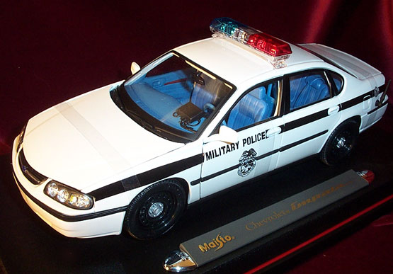 2000 Chevy Impala Military Police (Maisto) 1/18